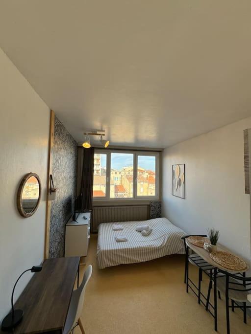 Apartment Joli Au Coeur De Valence 41 *
